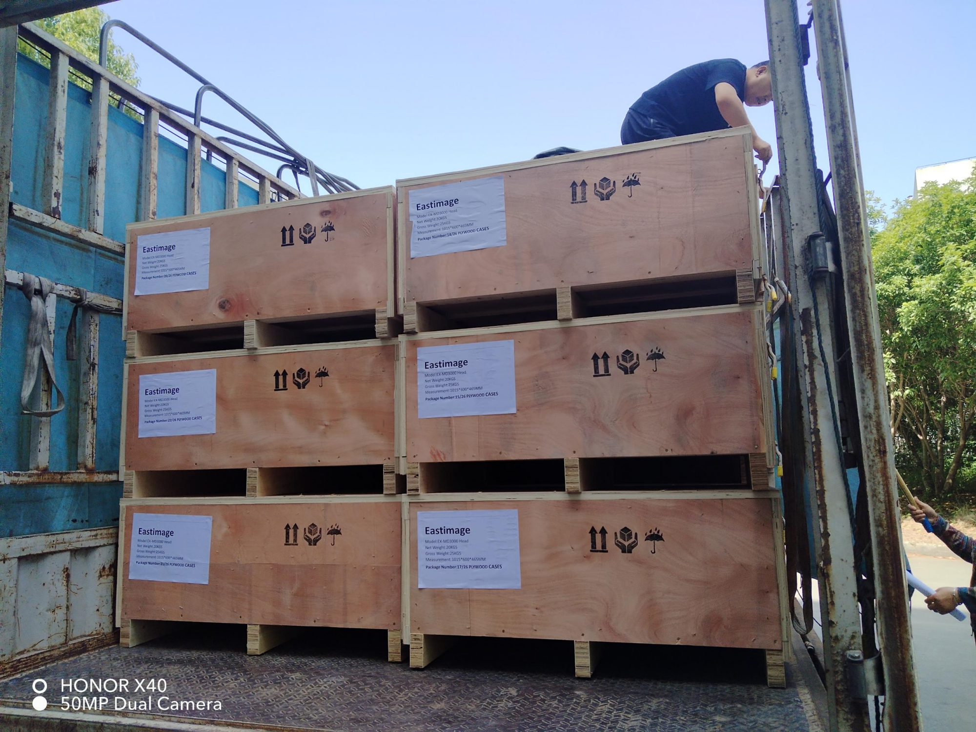 Nasza firma zakończyła dostawę partii detektorów metalowych