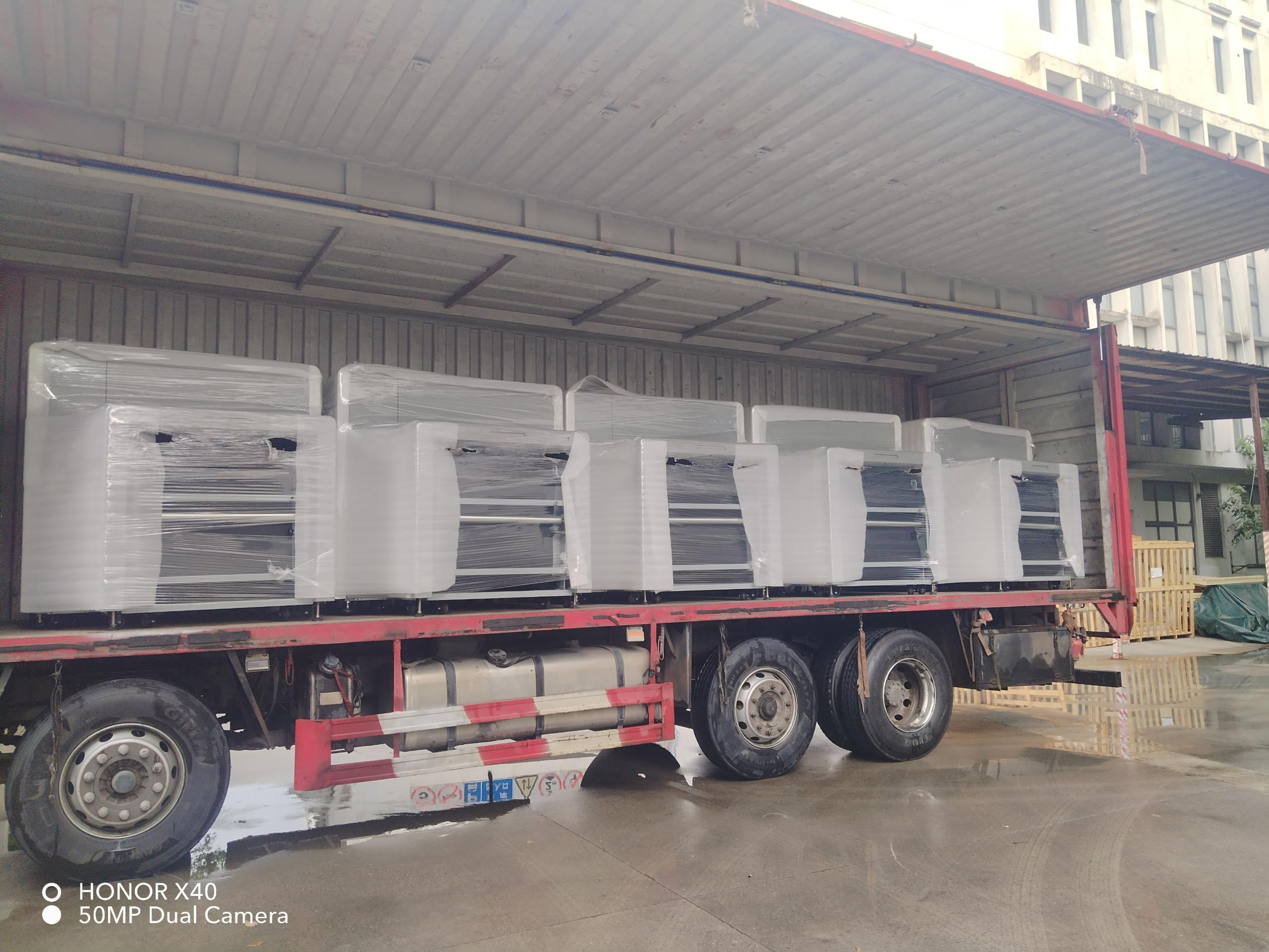 Sprzęt do kontroli bezpieczeństwa jest wysyłany non-stop