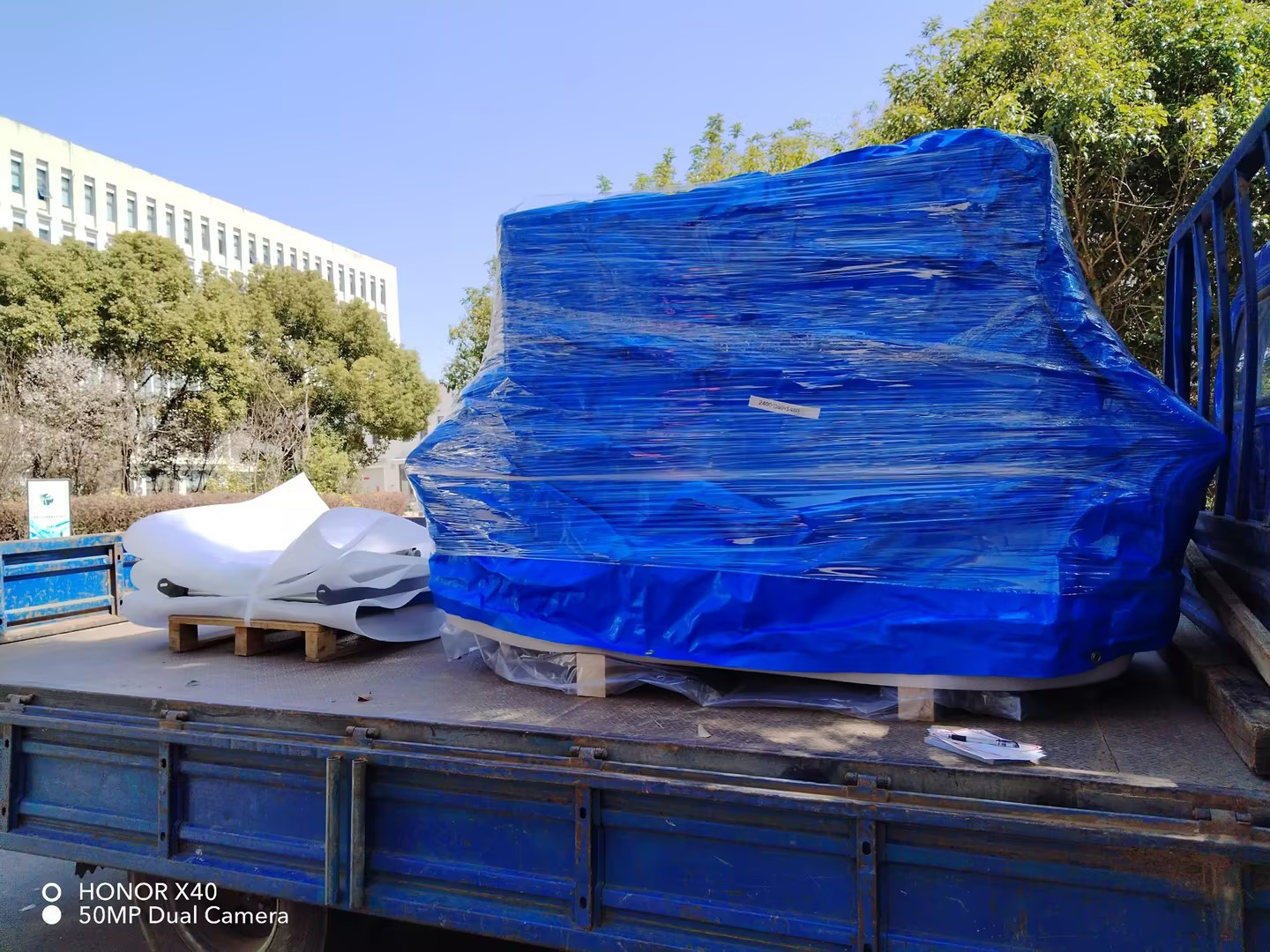 EasTimage 6550 Model Security Inspection Maszyna wysyłana do Zhoushan, a wzmacniając inteligentną kontrolę bezpieczeństwa