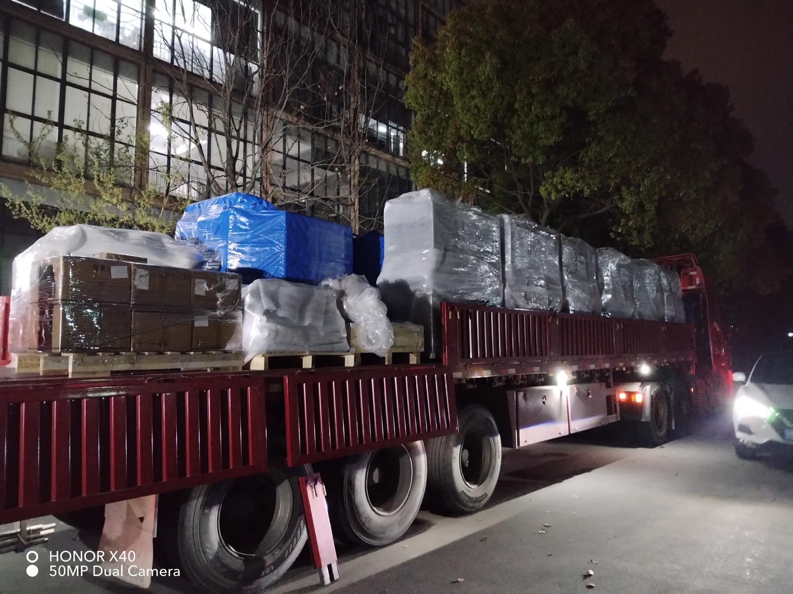 Późno w nocy ciąg dalszy dostawę, znów EasTimage dla dużego sprzętu bezpieczeństwa metra